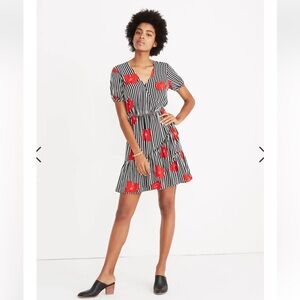 Madewell Ruffle-Wrap Dress in Candied Orchids Size 2